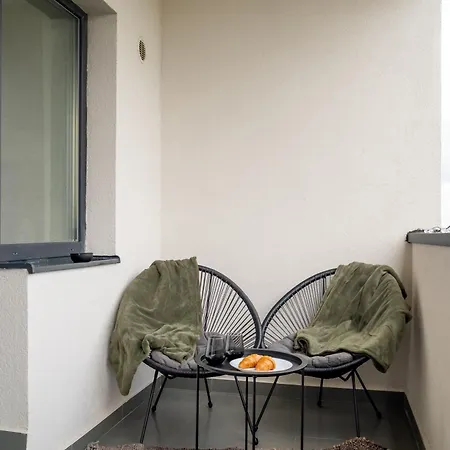 Terra Iuliu Maniu Pacii With Privat Parking New Building 부쿠레슈티